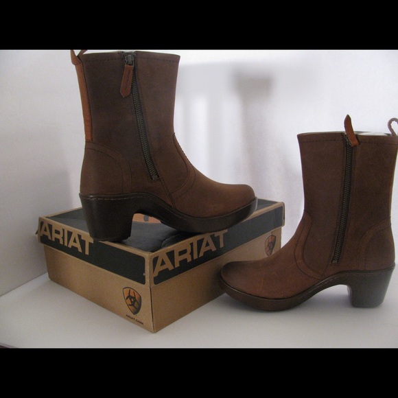 Ariat Shoes - 🚫SOLD🚫